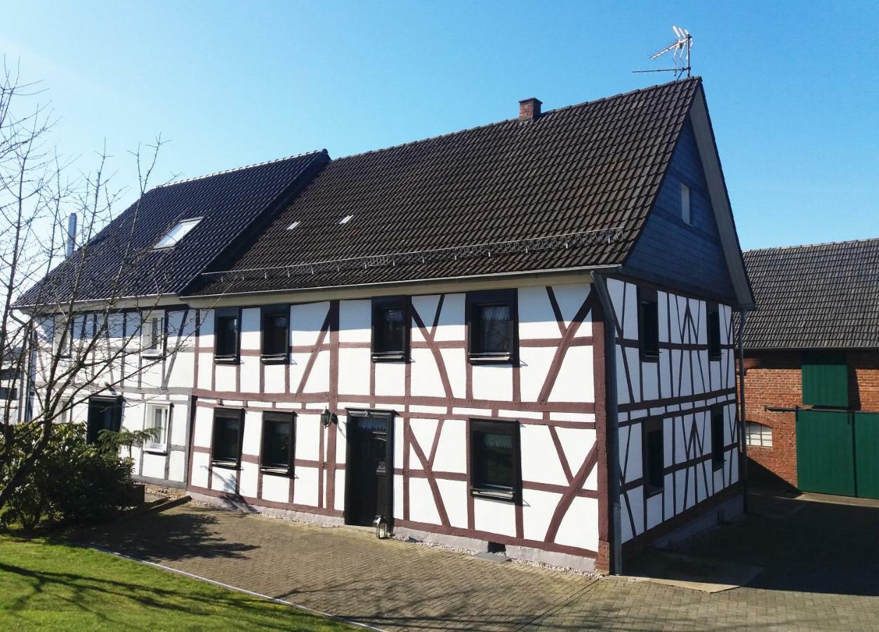 Gräfrath Gästehaus Neunkirchen-Seelscheid Neunkirchen  Exterior foto